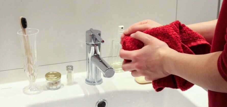 Hjælp børnenes tørre hænder