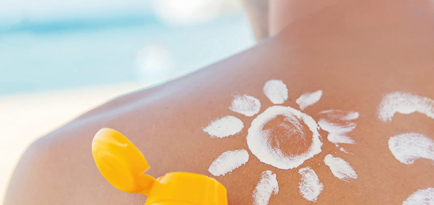 Sådan gemmer du din solcreme til næste ferie